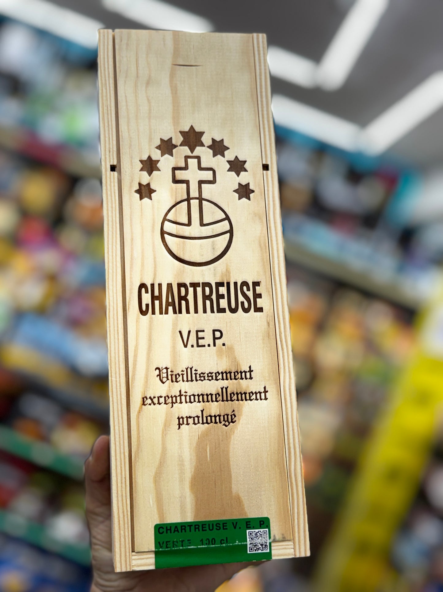 CHARTREUSE V.E.P. GREEN LIQUEUR
