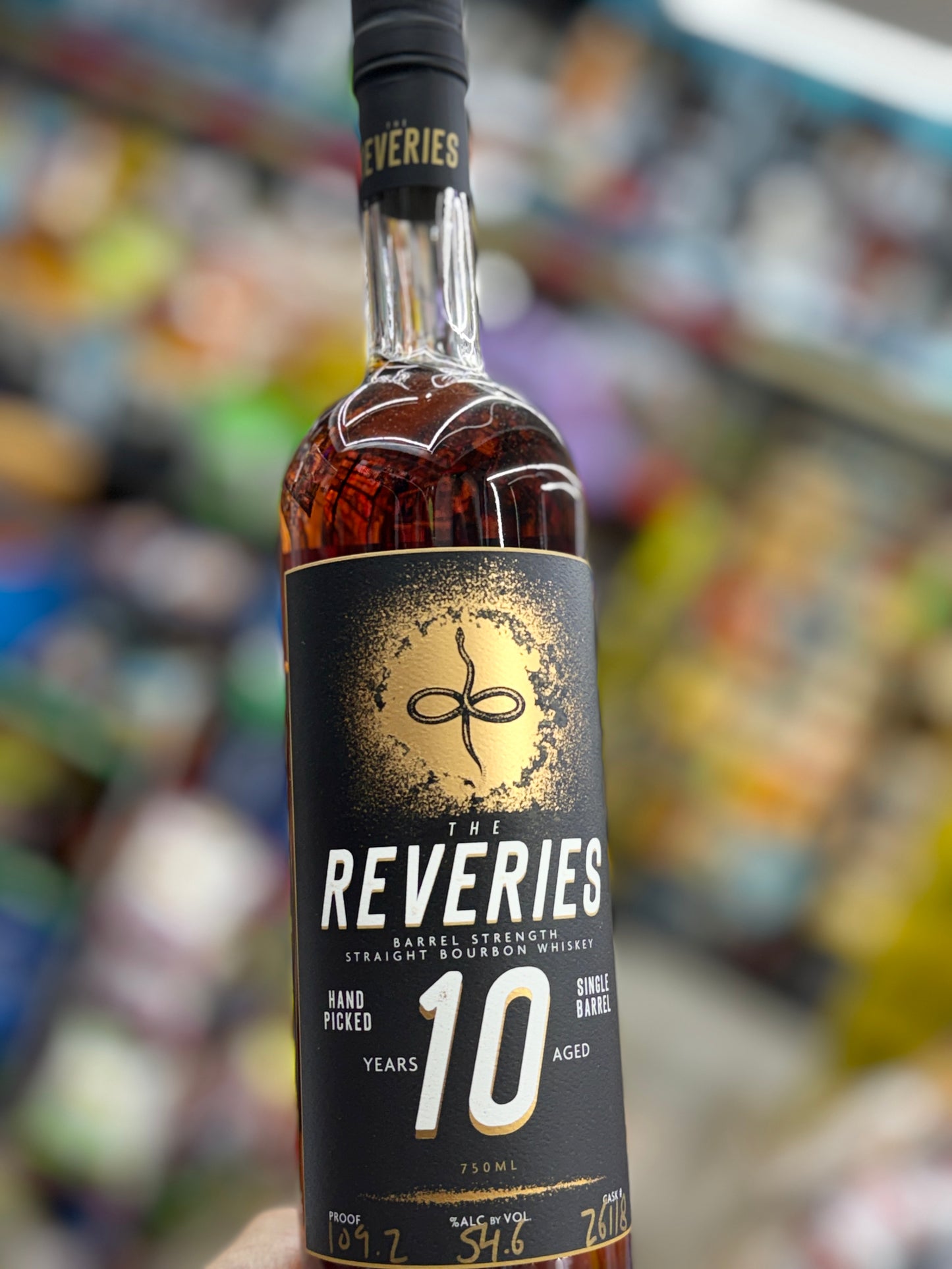 REVERIES STORE PICK 'BLACK SWAN' - 10 YEAR OLD BOURBON