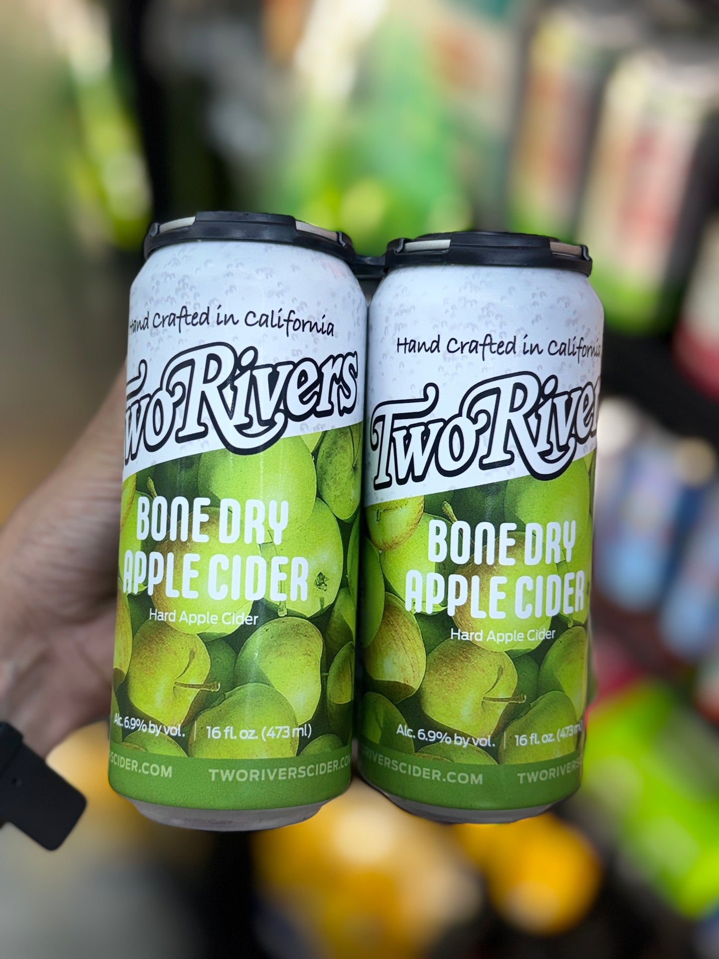 Two Rivers Bone Dry Apple Cider - 4 Pack Cans